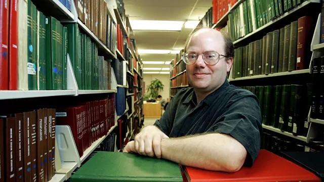 Создатель «Википедии»: свободной энциклопедии больше нет